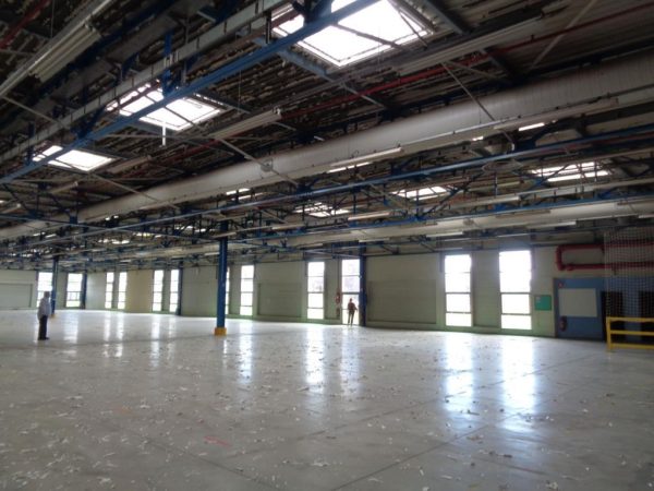 À louer – Locaux Industriels de 25 000 m² divisibles à partir de 1 500 m² à Evreux – Eure (27)
