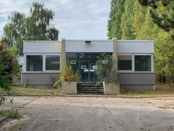 À louer – Locaux Industriels de 25 000 m² divisibles à partir de 1 500 m² à Evreux – Eure (27)