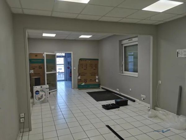 À vendre – Local industriel de 3 200 m² à Reims – Marne (51)