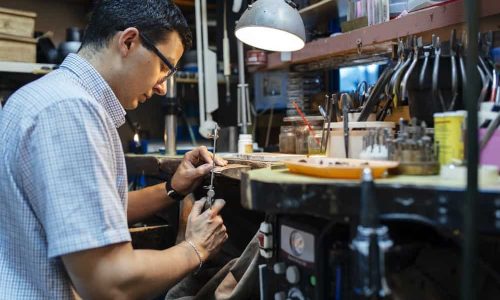 jeweler-desining-jewelry-2023-11-27-05-30-00-utc (1)