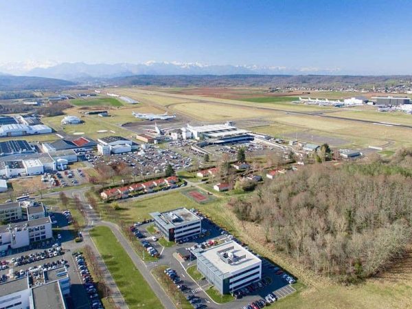 Occitanie Zone Economique Pyrénia-Pyrène Aéro-pôle à Juillan - Hautes-Pyrénées (65)